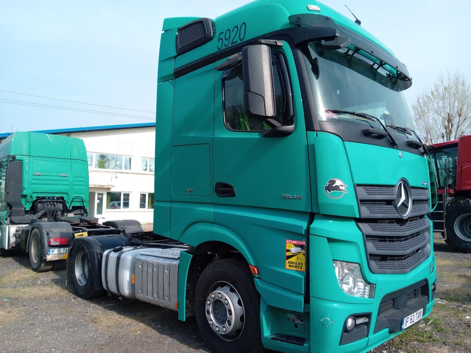 Mercedes-Benz Actros 18.45