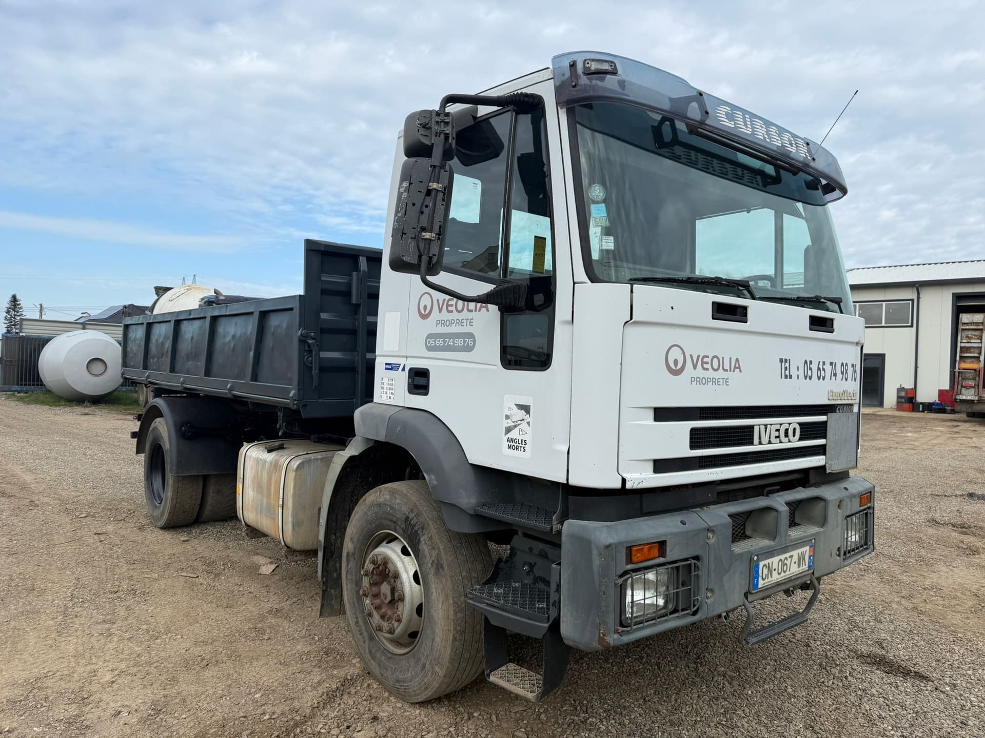 IVECO EUROTRAKKER TIPPER