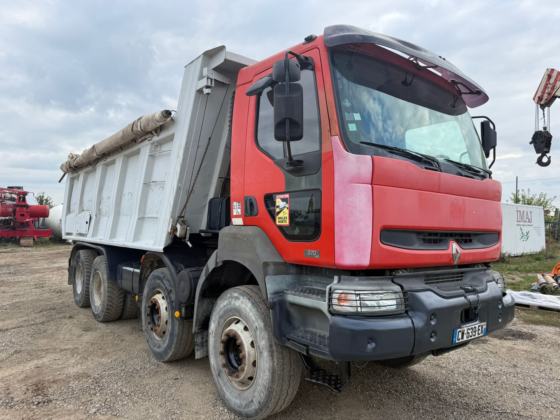 RENAULT KERAX TIPPER