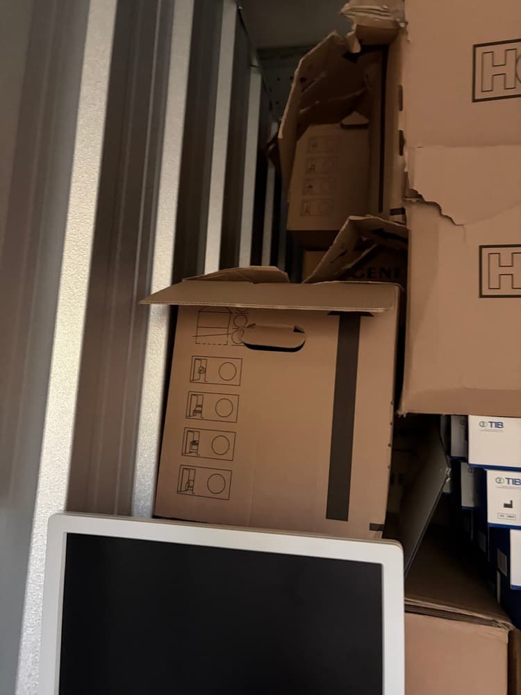 Self Storage Auction #IB-2822