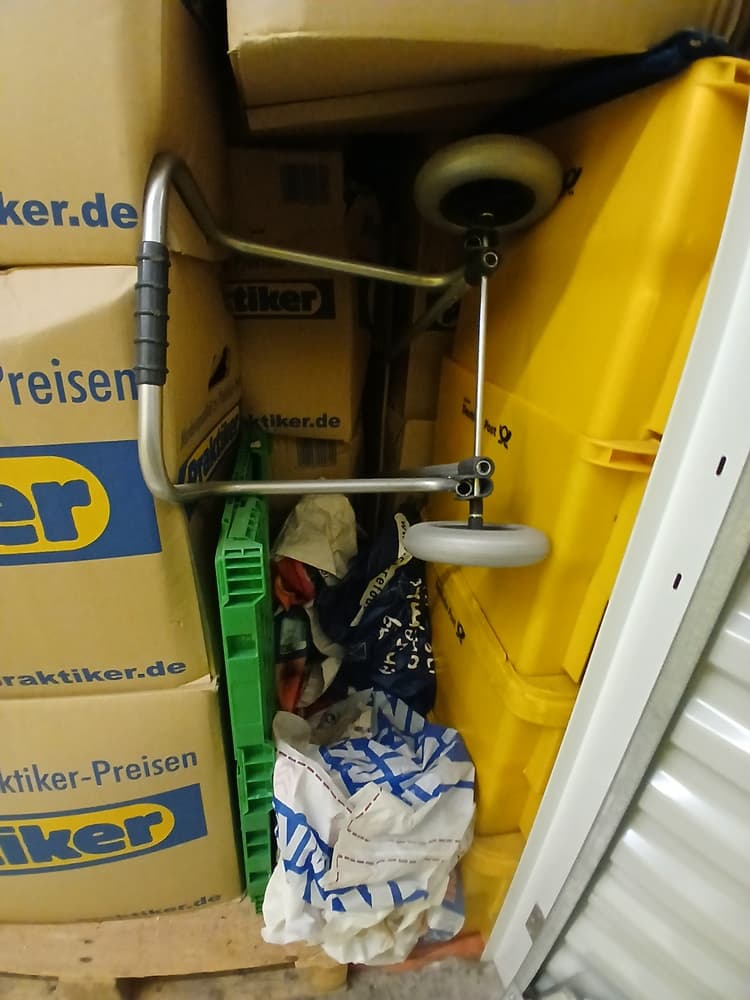 Self Storage Auction #IB-3853