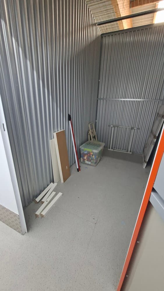 Self Storage Auction #IB-3693