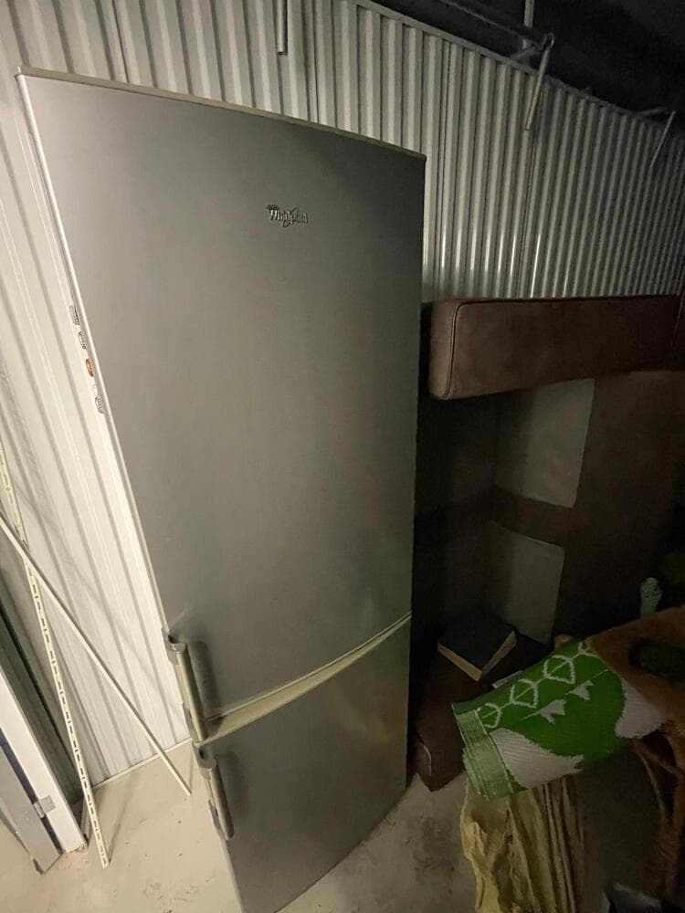 Self Storage Auction #1057