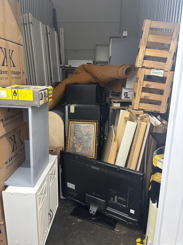 Self Storage Auction #IB-7082
