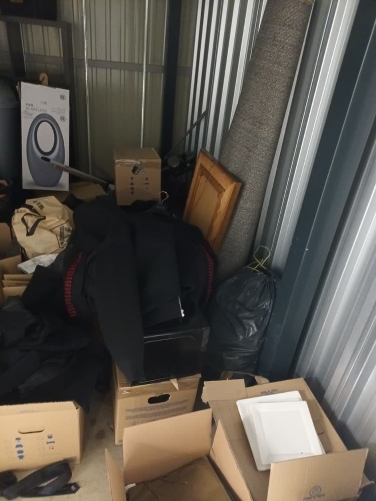 Self Storage Auction #1103