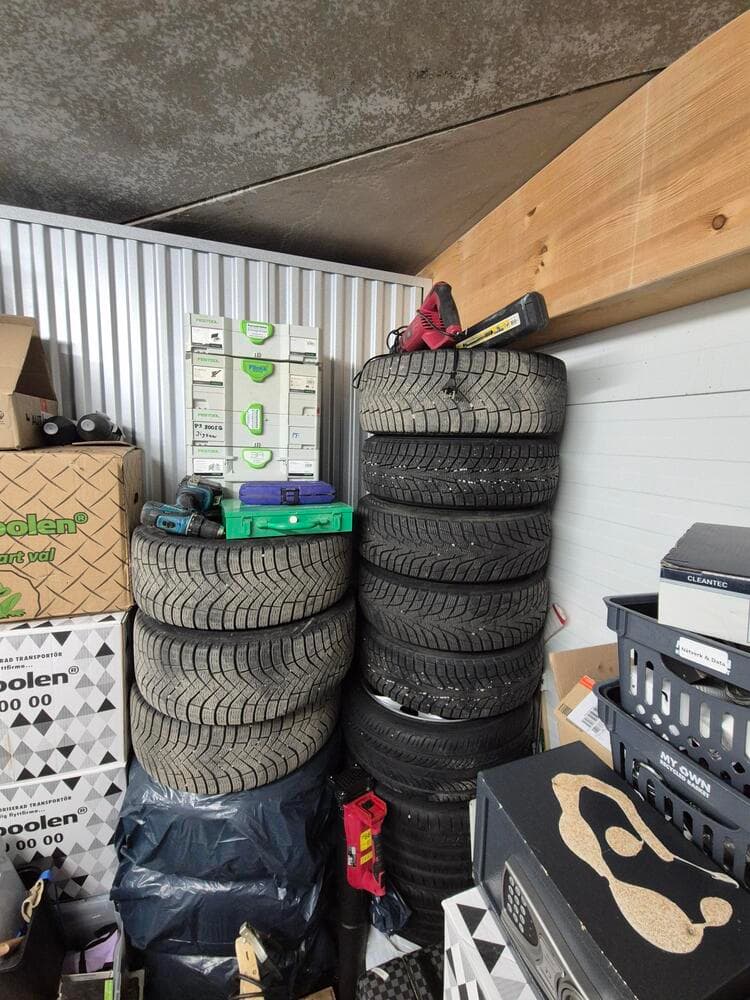 Self Storage Auction #IB-5071