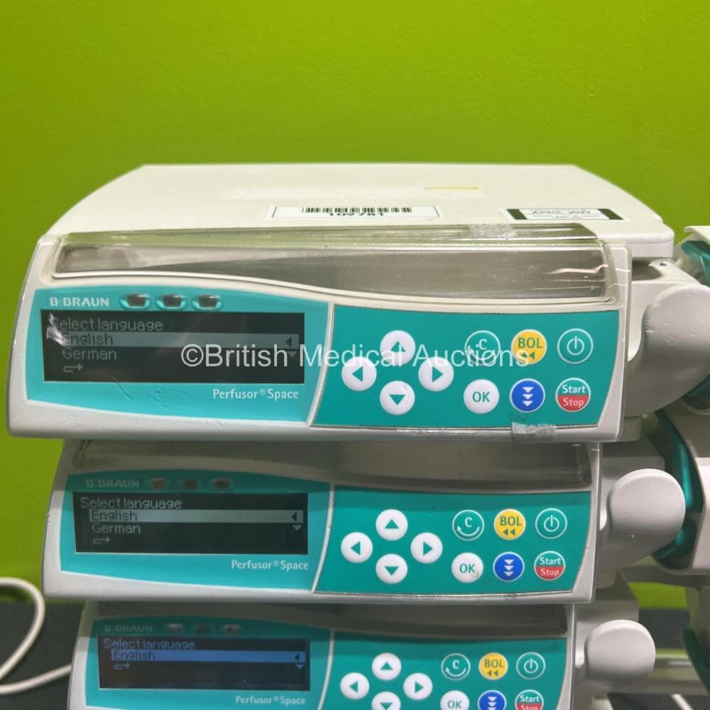 5 x B.Braun Perfusor Space Syringe Pumps Including 3 x NiMH Batteries (Powers up) **RI** - image 3