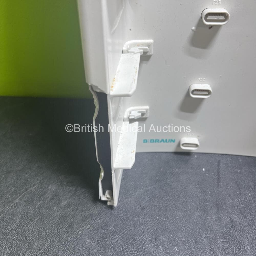 4 x B.Braun SpaceStation Units and 2 x B.Braun Space Cover Comfort Units - image 2
