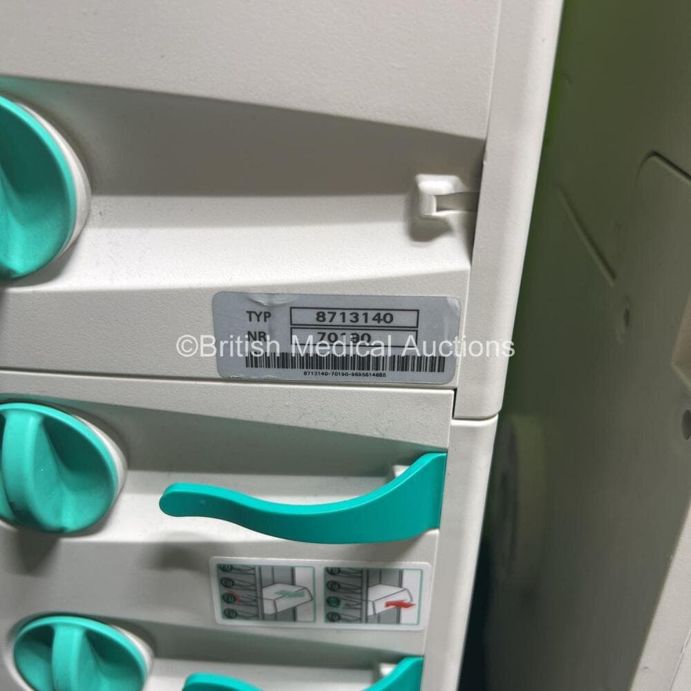 4 x B.Braun SpaceStation Units and 2 x B.Braun Space Cover Comfort Units - image 3