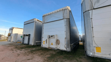 Schmitz SCS 24 Mega Box Trailer