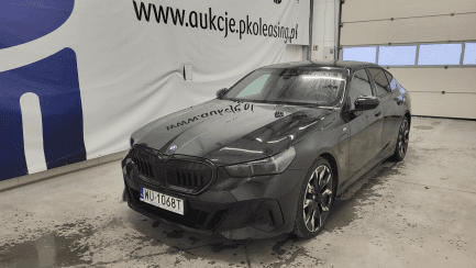 BMW 530e PHEV M Sport car