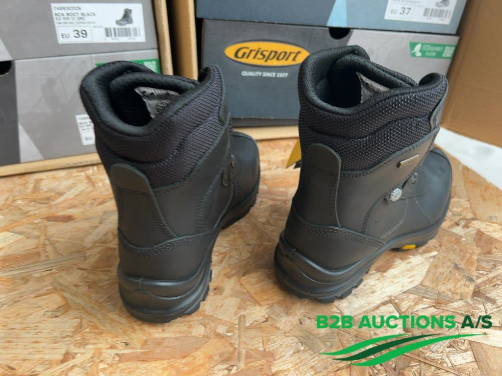 Pallet with shoes and boots - image 5