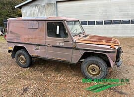 GD 240 4x4 van