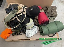 2 pallets with various equipment