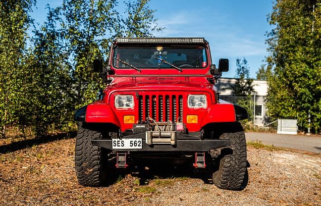 1991 Jeep WRANGLER - image 3