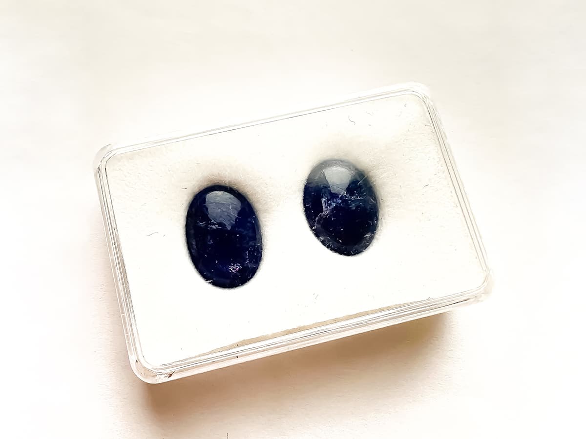 2+Tansanite+zus.+19,97+ct.