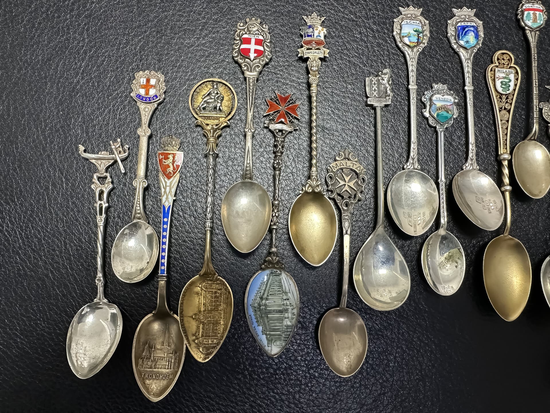 großes+Konvolut+von+insgesamt+24+kleinen+antiken+Löffel+Silber - image 3