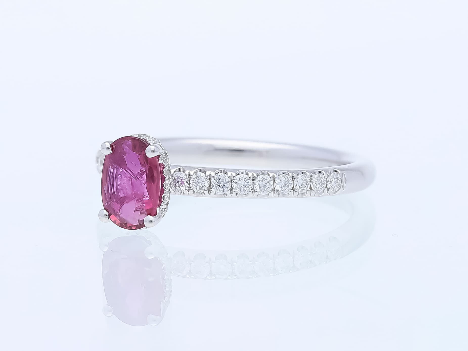 Ring+0,86+ct.+Rubin,+Diamanten+750+Weißgold+18+Karat+IGI+Zertifikat - image 2