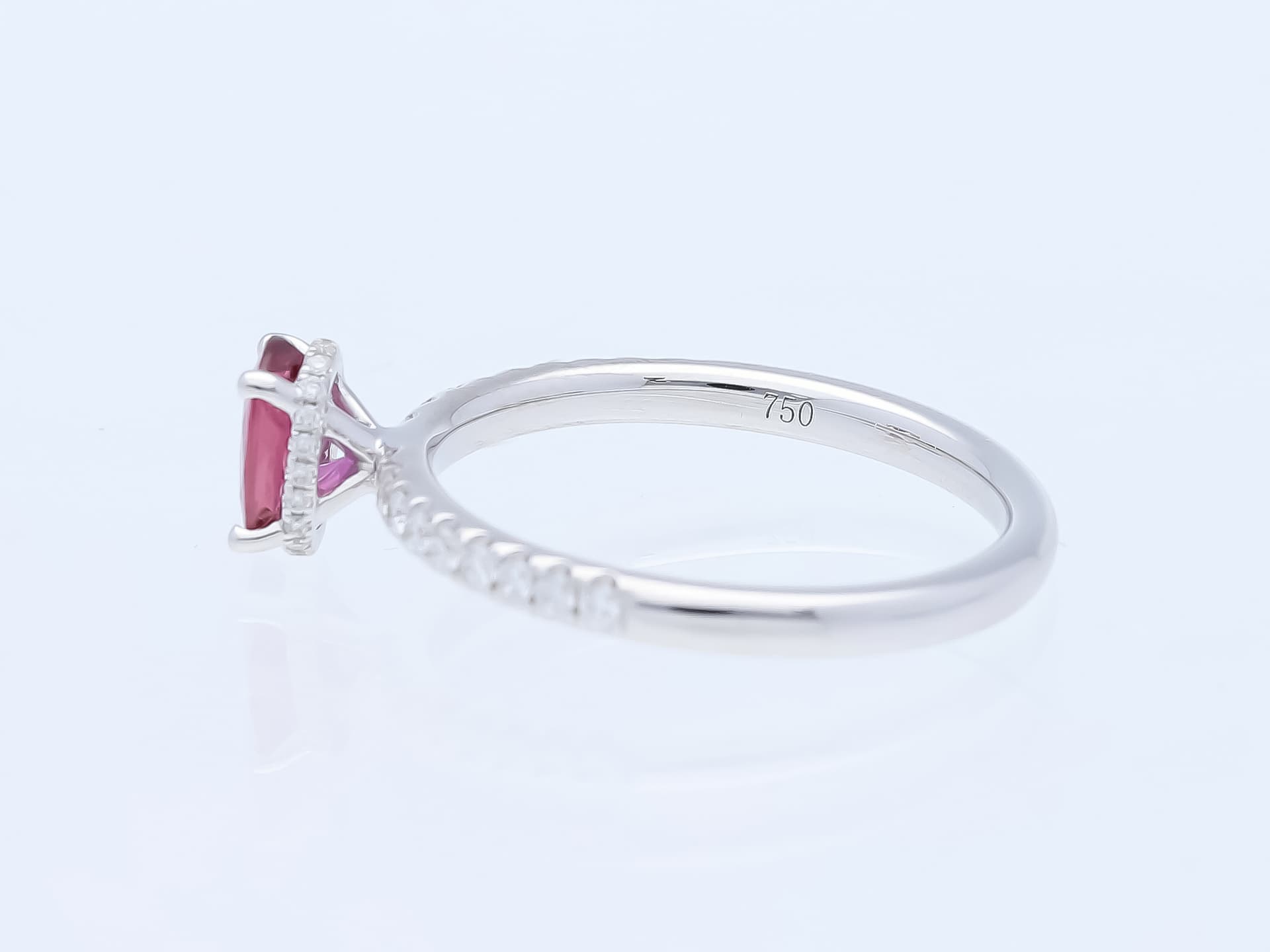 Ring+0,86+ct.+Rubin,+Diamanten+750+Weißgold+18+Karat+IGI+Zertifikat - image 3
