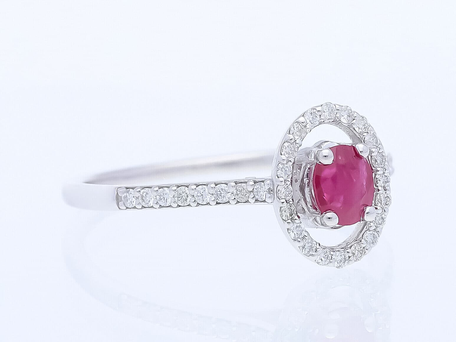 Ring+0,63+ct.+Rubin,+Diamanten+750+Weißgold+18+Karat+IGI+Zertifikat - image 4