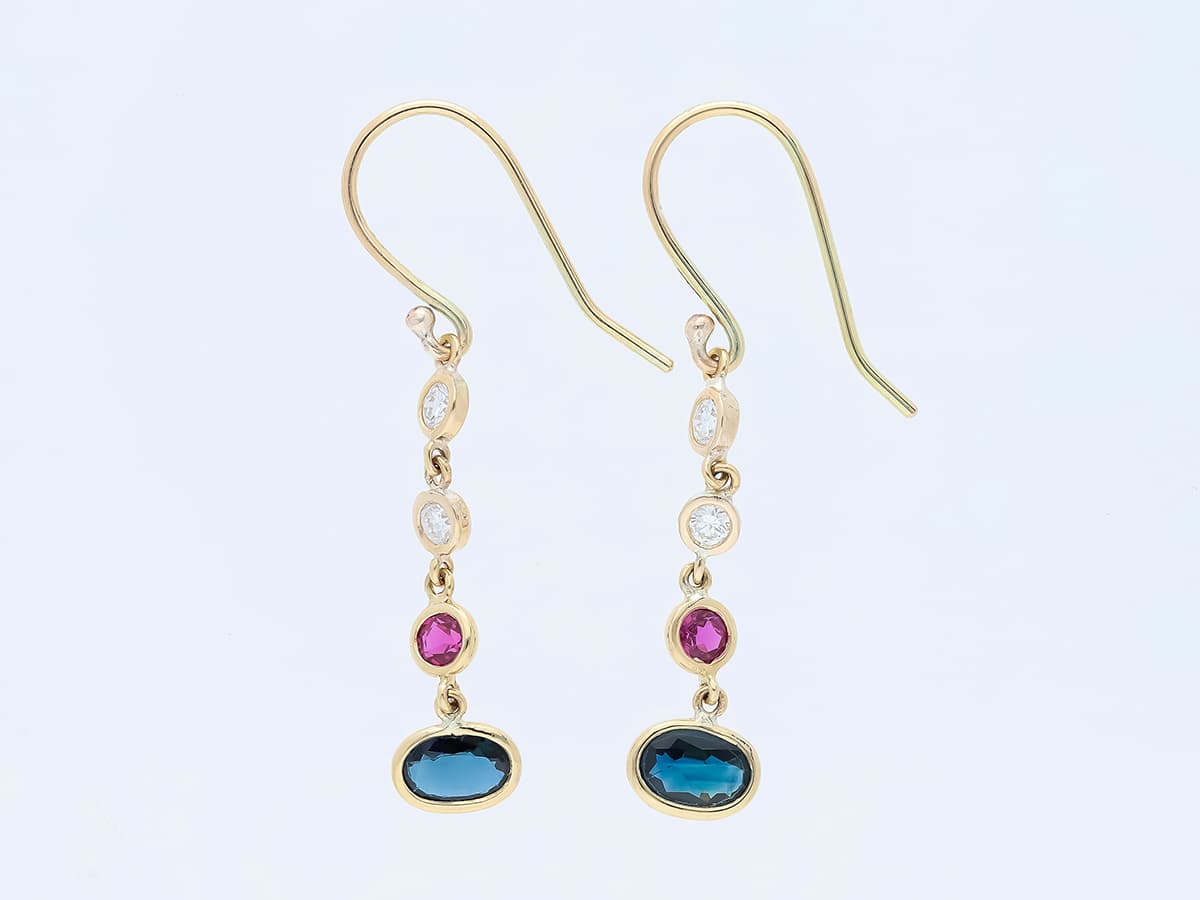 Ohrringe+1,20+ct.+Diamanten,+Saphir,+Rubin+585+Gelbgold+14+Karat+GIL+Zertifikat
