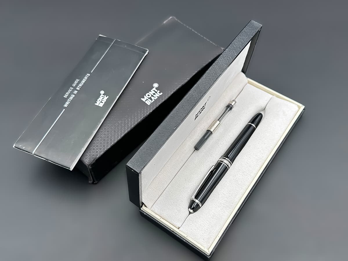 Montblanc+Füller+mit+Box,+750er+Weißgold - image 2