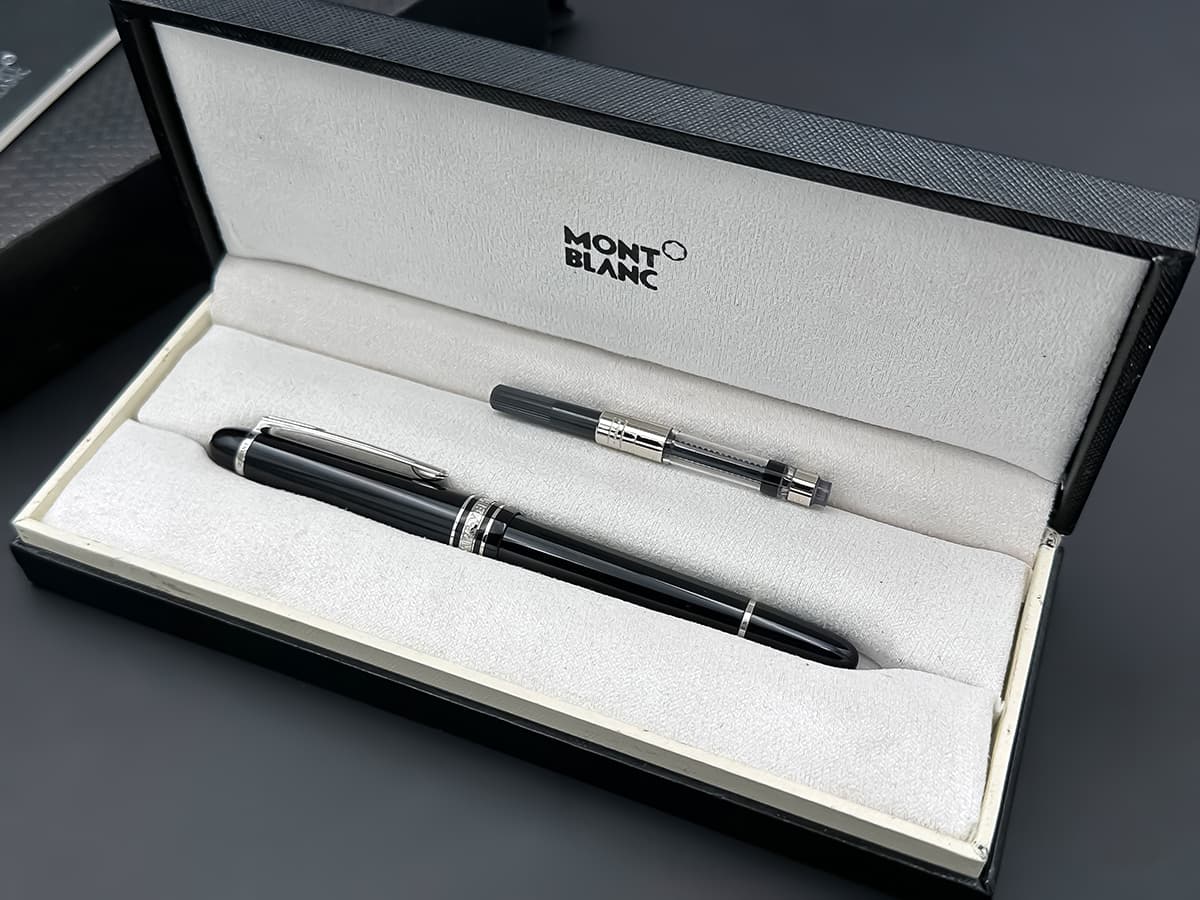 Montblanc+Füller+mit+Box,+750er+Weißgold - image 3