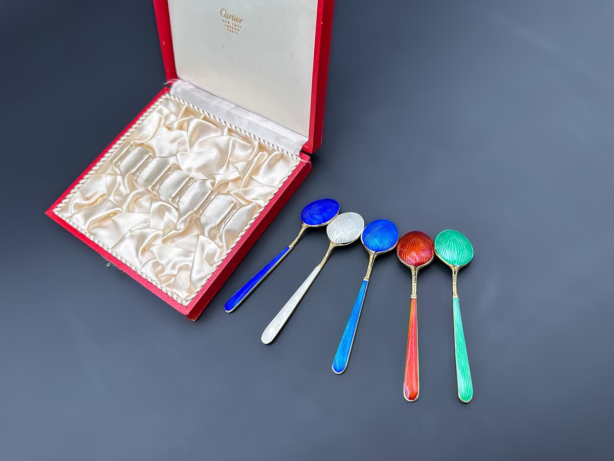 5+Kaffee+Löffel,+925+Sterling+Silber,+emailliert,+ca.63+gr.,+in+Cartier-Box - image 3