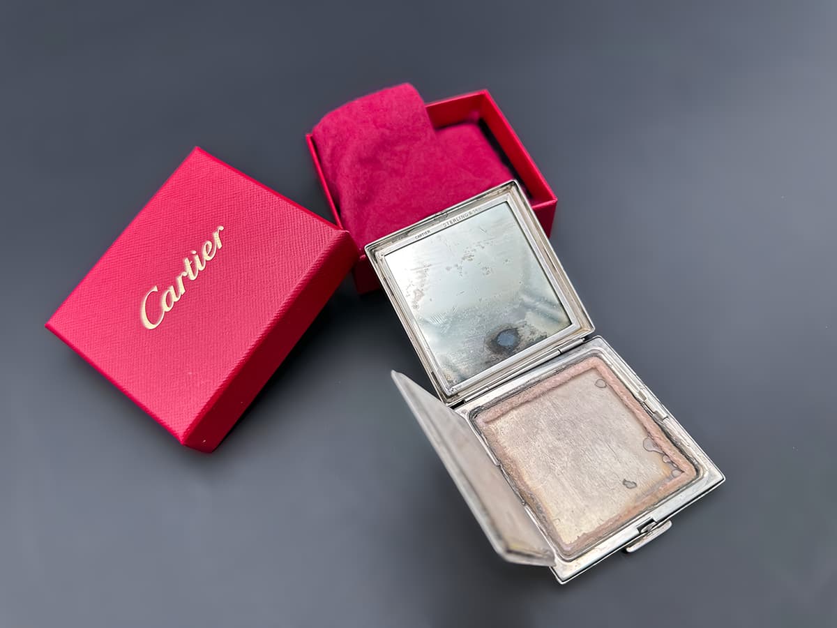 Cartier+Taschenspiegel-Puderdose+in+Sterling+Silber+und+14kt+Gold,+83g,+mit+Beutel+&+Box - image 2