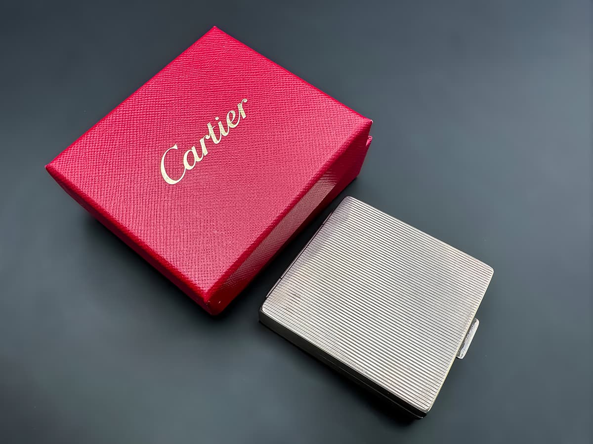 Cartier+Taschenspiegel-Puderdose+in+Sterling+Silber+und+14kt+Gold,+83g,+mit+Beutel+&+Box - image 3