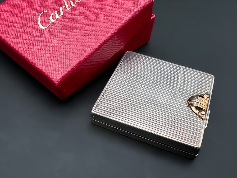 Cartier+Taschenspiegel-Puderdose+in+Sterling+Silber+und+14kt+Gold,+83g,+mit+Beutel+&+Box - image 5