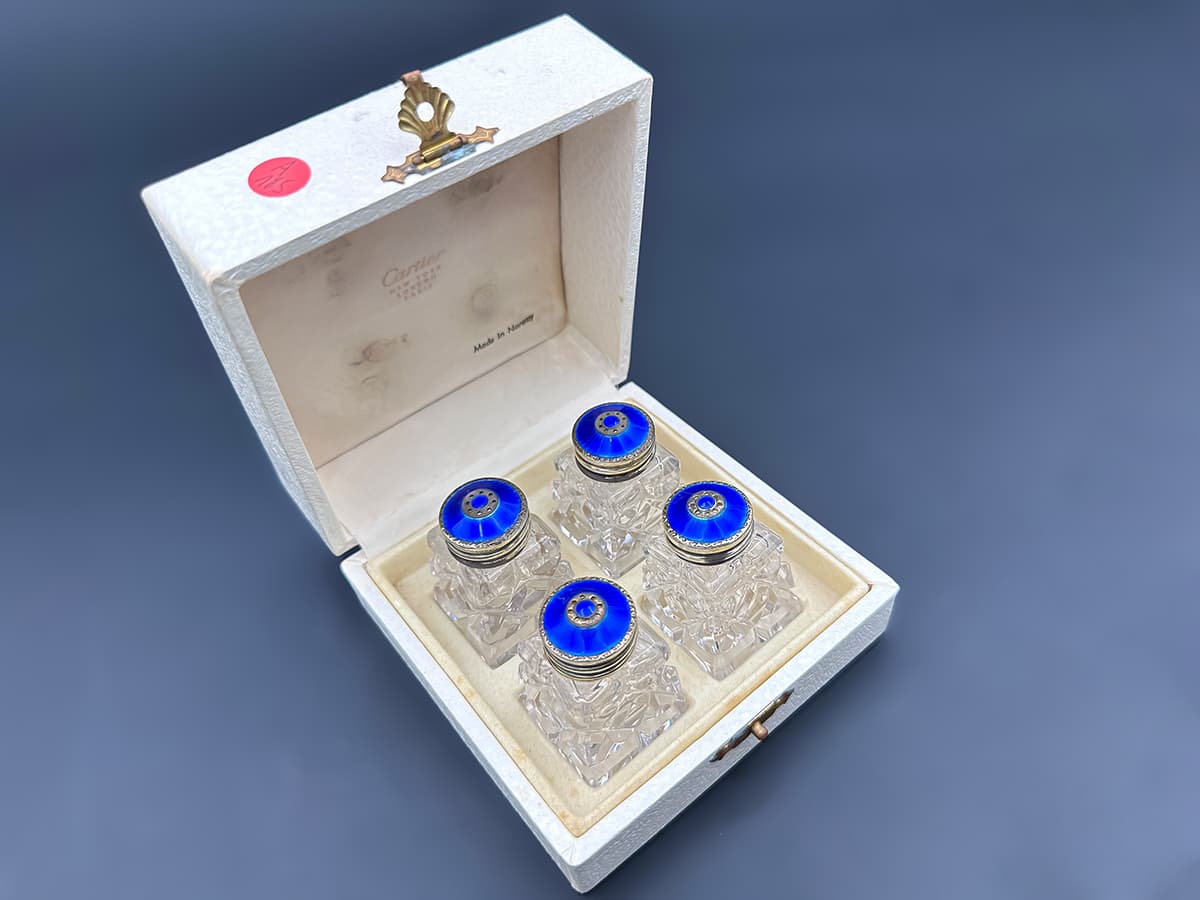 Cartier+Set:+4+Glaskristall+Salz-Pfefferdosen,+Sterling+Norway,+Original+Box
