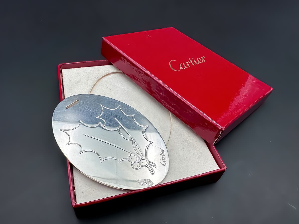 Cartier+Silber+Aufhänger+in+originalem+Cartier+Box,+aus+dem+Jahr+1990,+signiert,