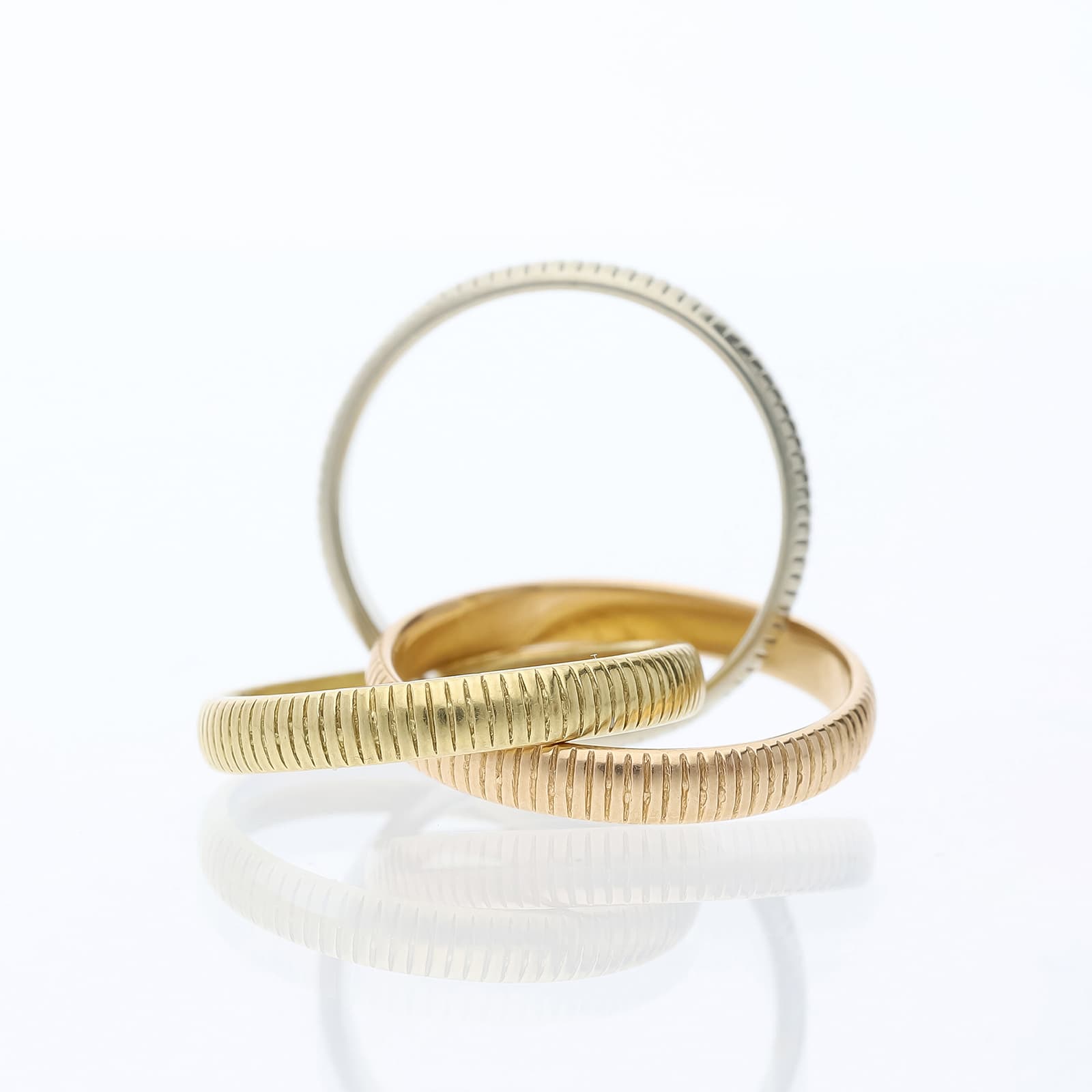 Cartier+Trinity+Ribbed+Design+Ring+750+Gold+/+18+Karat - image 3