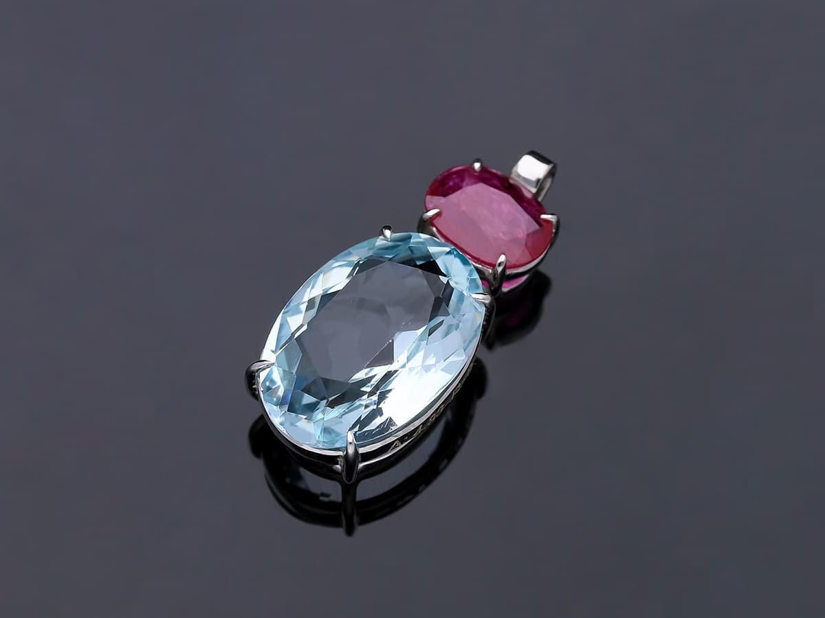 Anhänger+5,54+ct.+Aquamarin,+Rubin+585+/+14+Karat+Neu
