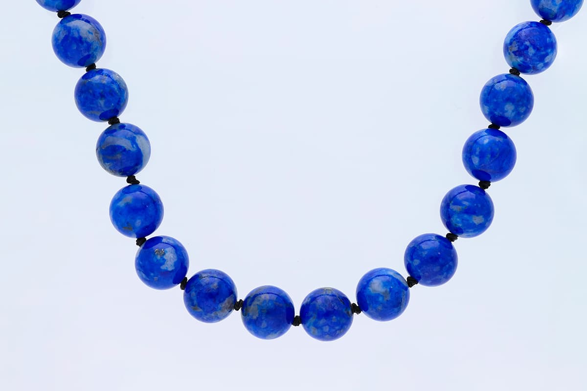 Collier+570,00+ct.+Lapislazuli