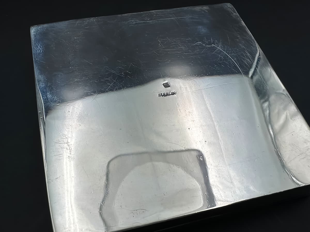 Silber+Deckel+Dose,+signiert+mit+"MR+und+Sterling"+in+Cartier+Leder+Hülle - image 4