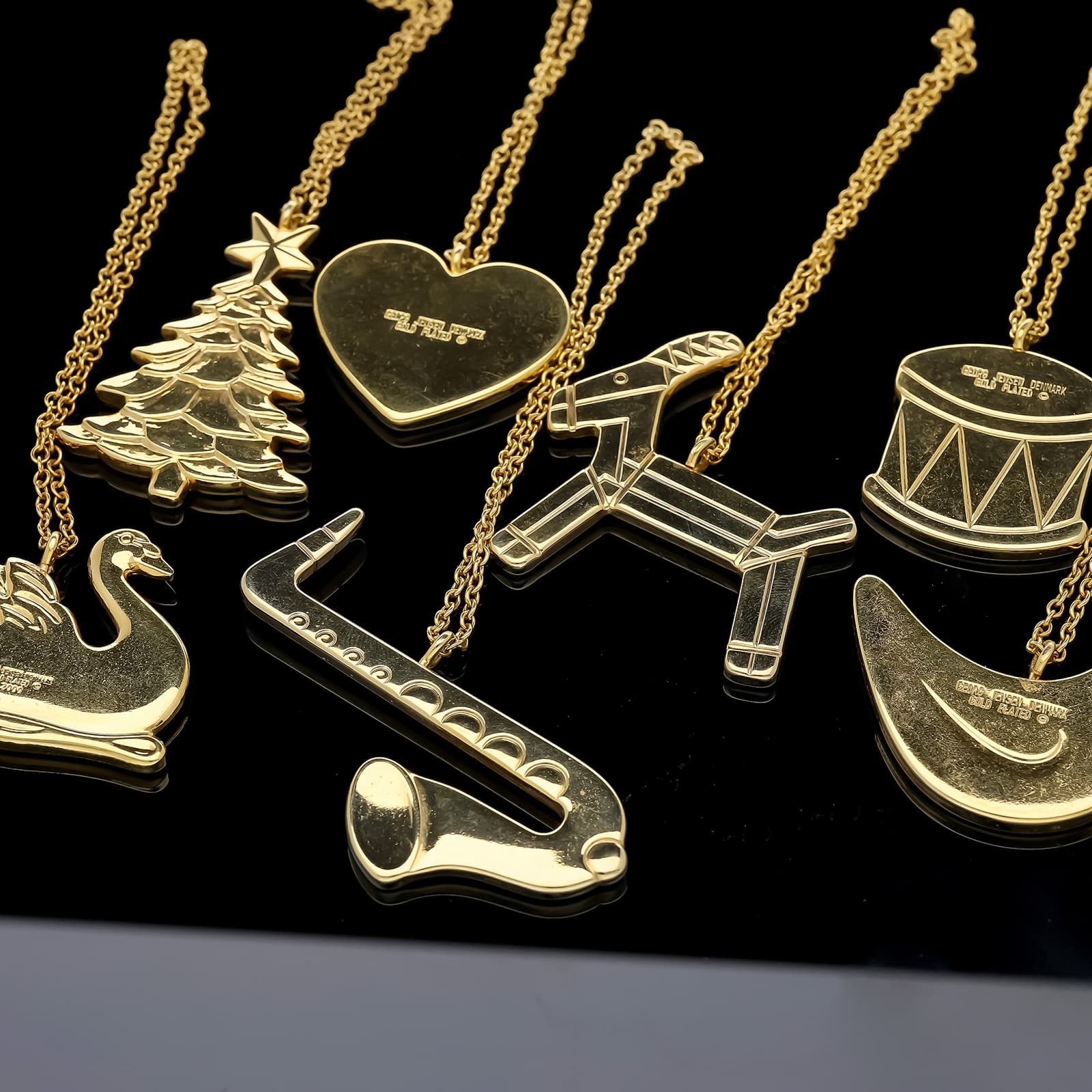 Georg+Jensen,+Dänemark,+um+1985–1995.+Sieben+Weihnachtsschmuck+Anhänger - image 2