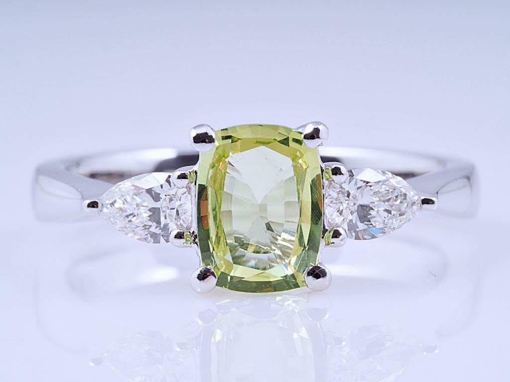 Ring+1,35+ct.+Chrysoberyl,+Diamanten+750+Weißgold+18+kt.+Neu+IGI+Zertifikat