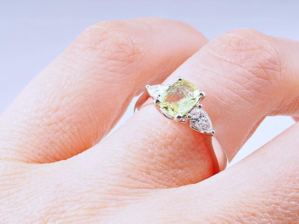 Ring+1,35+ct.+Chrysoberyl,+Diamanten+750+Weißgold+18+kt.+Neu+IGI+Zertifikat - image 4