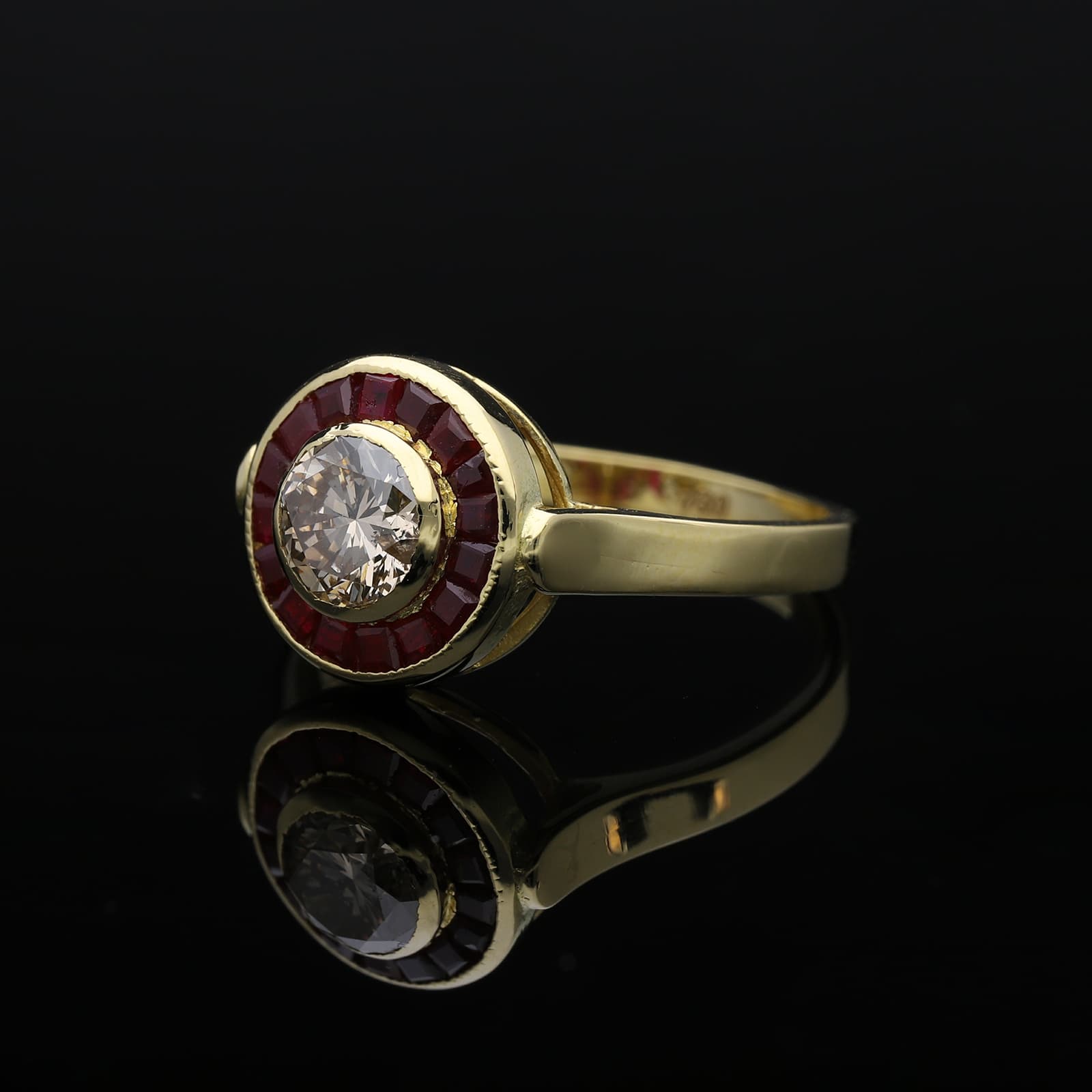 Ring+0,90+ct.+Diamant,+Rubin+750+Gelbgold+18+kt. - image 2