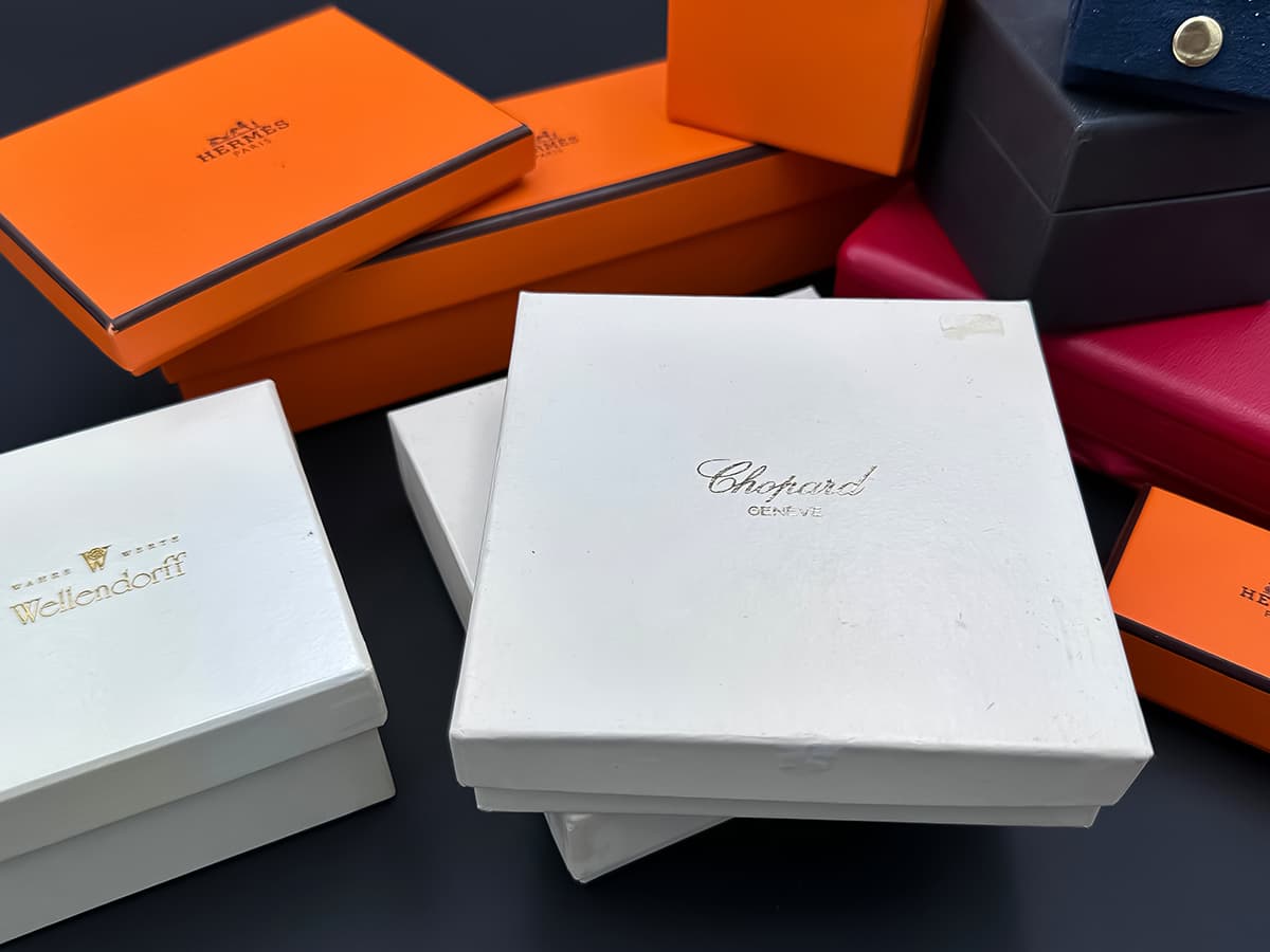10+originale+Schmuckboxen+&+Etuis+von+Hermés,+Bvlgari,+Wellendorff,+Chaumet,+Chopard - image 2