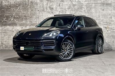 Luxury & Sport Cars - Milsbeek