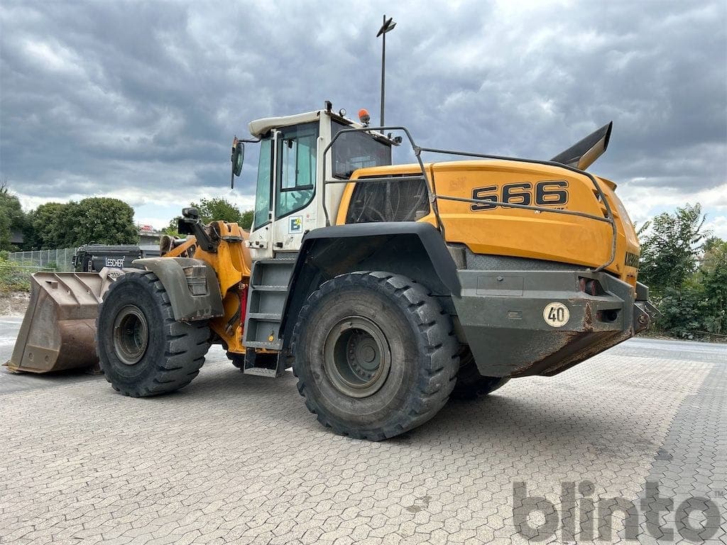 Wheel loader Liebherr L 566 XPower (2017) with Pfreund Libra incl. printer - image 3