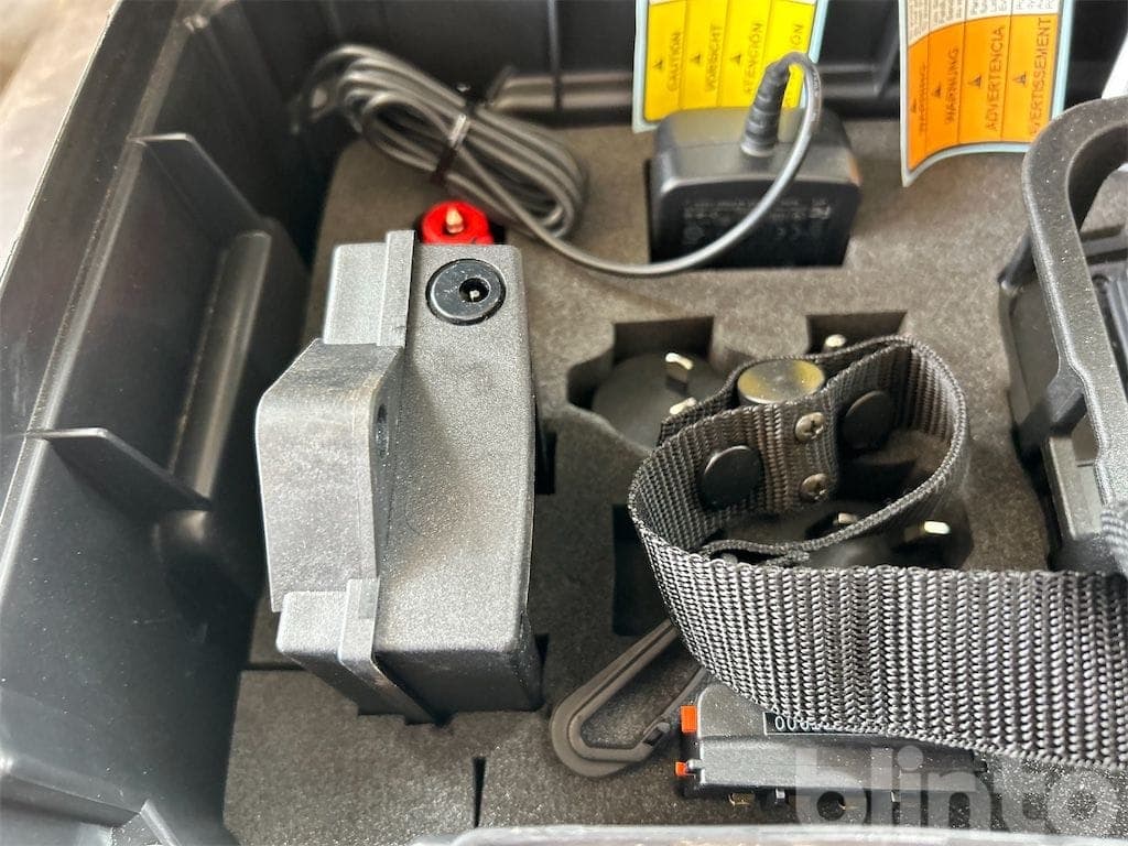 Radio control for Wacker Neuson vibrating plate - image 3