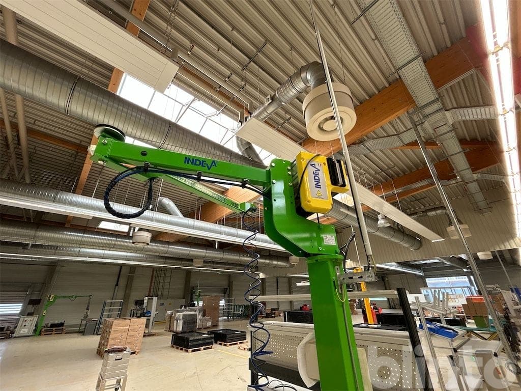 Column swivel crane with lifting aid Scaglia Indeva Liftronic E80CL (2021) - image 4