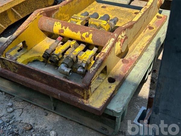 Adapter plate OilQuick OQ60