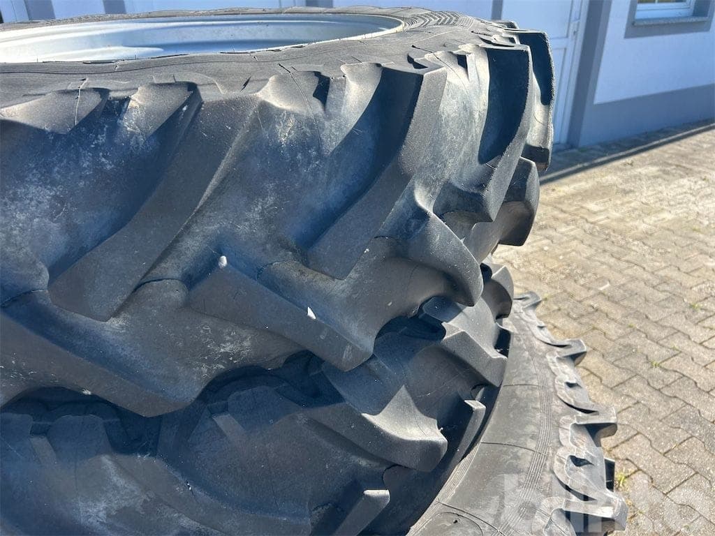 Care tyres Kormoran 12.4R36 and 11.2R24 - image 2