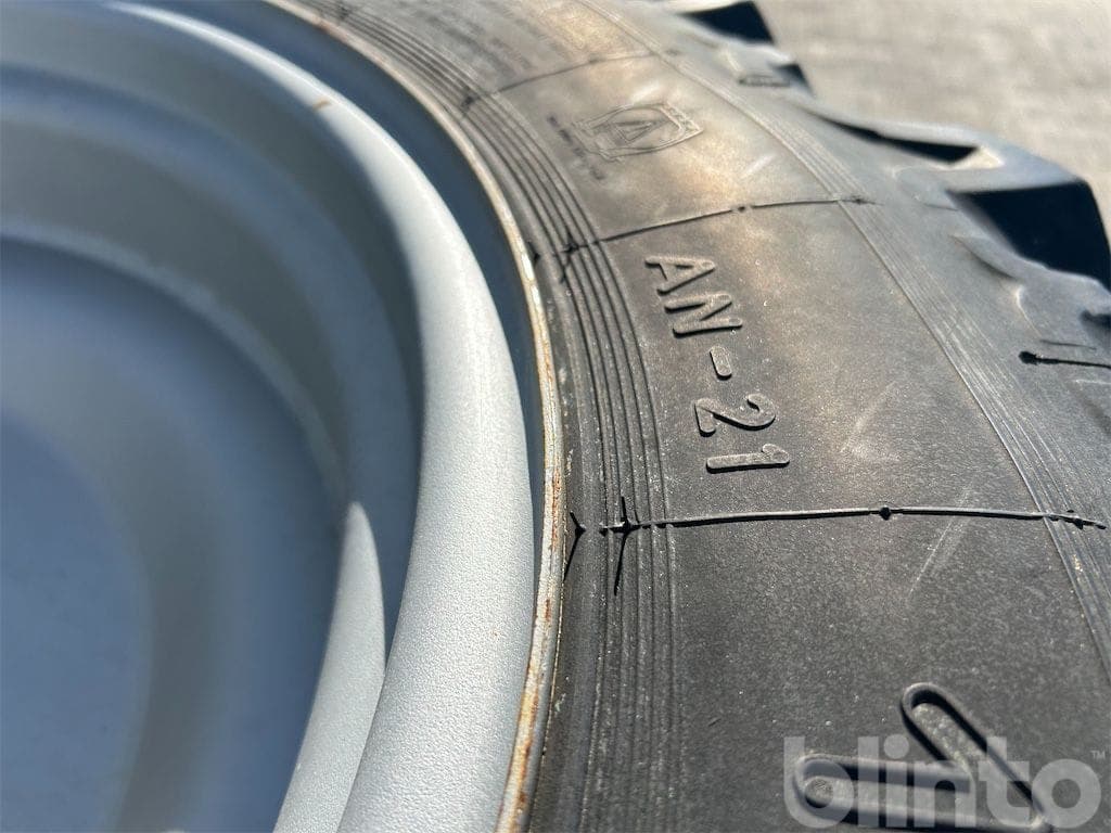 Care tyres Kormoran 12.4R36 and 11.2R24 - image 5