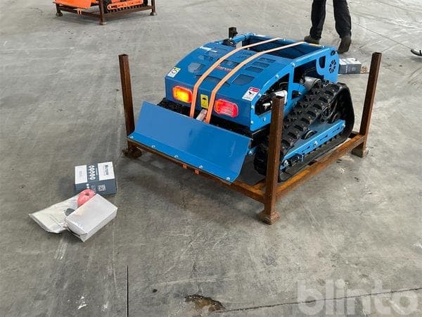 Track mower with push sign STRV SV-750P (unused, year 2026)